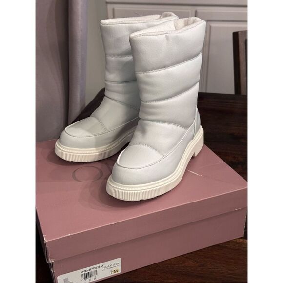 New! Sarto white snow boot - Picture 1 of 7